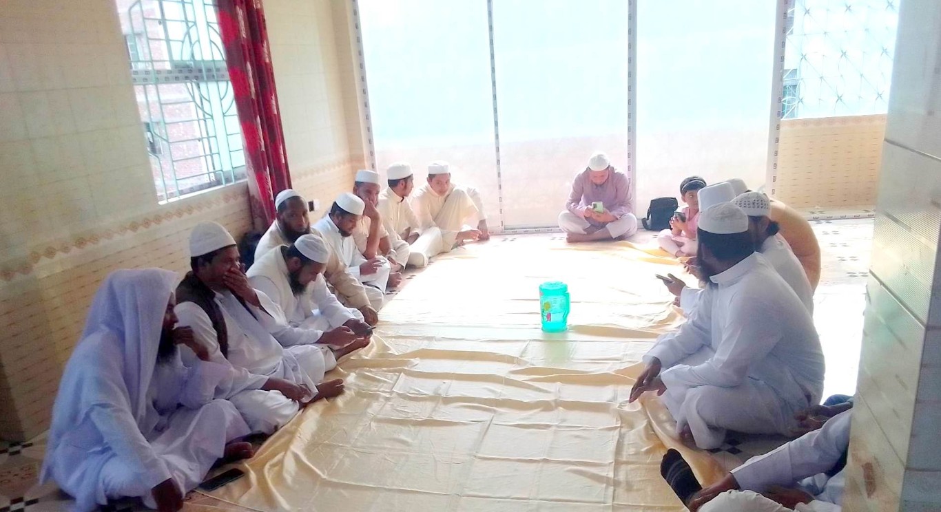 দুপুরের খাবারের ইন্তেজাম