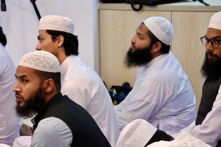 বিগত বছরের ফারেগিনরাও উপস্থিত ছিলেন। পুরস্কৃত হয়েছেন।